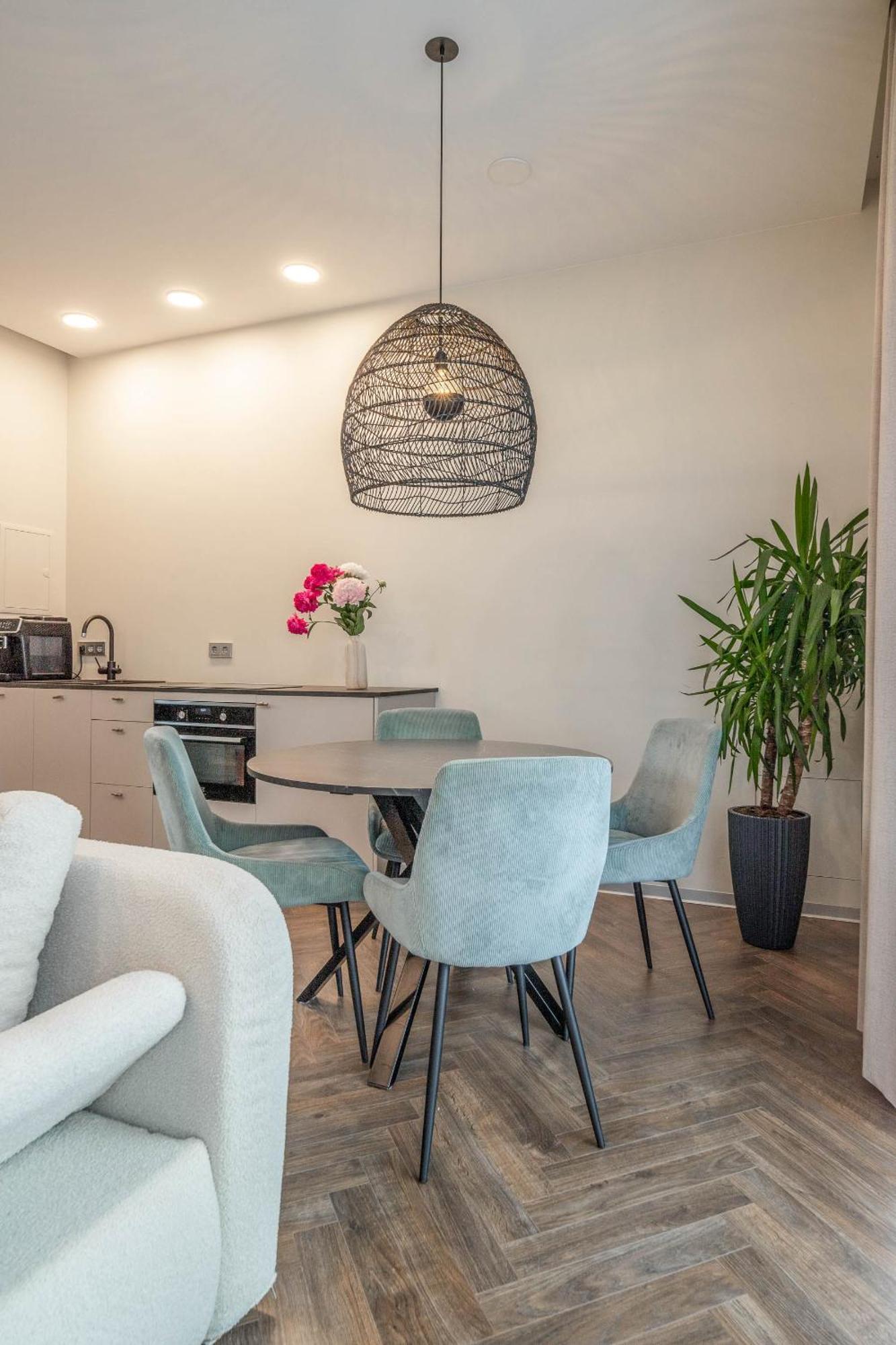 Green House Downtown Apartments With Private Free Parking And Bike Storage Klaipėda Exteriér fotografie
